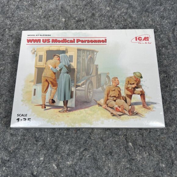 ICM 35694 US Medical Personnel, WWI Model Kit 4 figures stretcher 1/35 Sealed - Picture 1 of 7